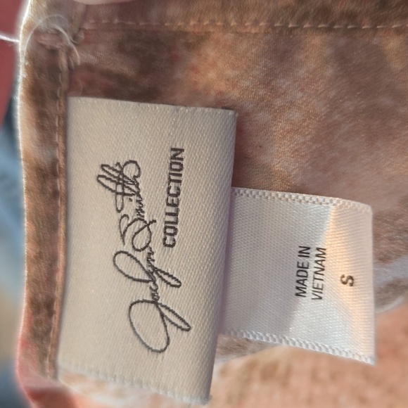 Jaclyn Smith Women's Top Size Small - Picture 2 of 2